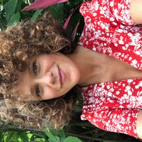 Cute house and yard in the center of New Orleans