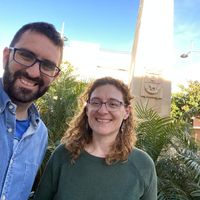 Lorena y Carmelos hus