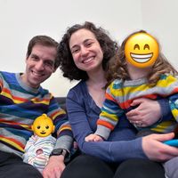 5 mins to train and Outdoor Jacuzzi