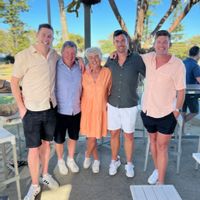 Jenny's and Paul’s holiday home down the Derwent river 40 mins from City of Hobart