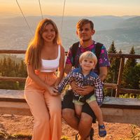 Cozy apartment near by Saint-Petersburg citycenter.