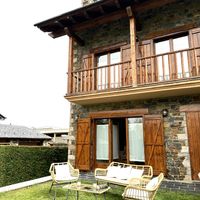 Casa de Alfred- Una casa en la montaña.