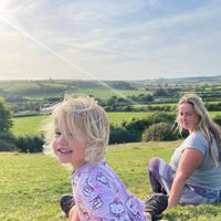 Nicholas, Georgie and Delphines hus