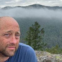 Jenn and Allen's "city apartment"