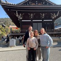 Stylish Family Home at the Gates of Brussels – Steps from Metro, 10 min to Airport