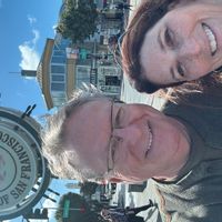 Steven's house is 2 1/2 blocks to Tigertail Beach. Large pool and screened lanai. Waterfront on a Gulf access canal. Very close to restaurants, shopping and entertainment.