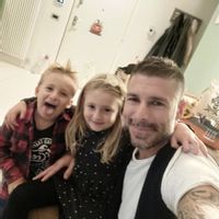 House near the beach and pine forest, ground floor, 9 places, patio with relax area and bbq,