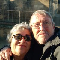 Alicia y Ángels hus