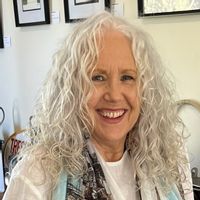 Close to the beach on The Bellarine Peninsula, surrounded by trees.