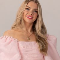 Elle's City Center Apartment