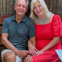 Location ! Sunny Studio is literally 3 blocks from the historic and quaint Sonoma Plaza!