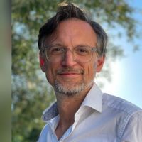 Newly furnished apartment in Magdeburg - 20 mins from city center with public transport